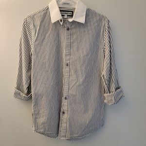 Express shirt black and white